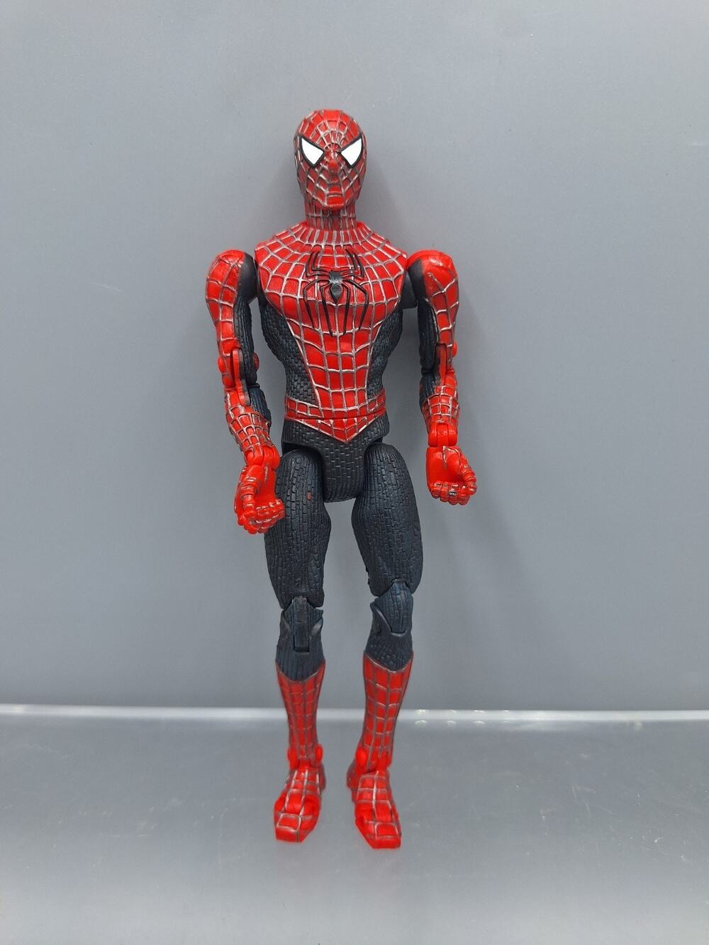 Spider-Man 2~Spiderman Movie~SUPER POSEABLE 6” FIGURE~Tobey Maguire~Vintage